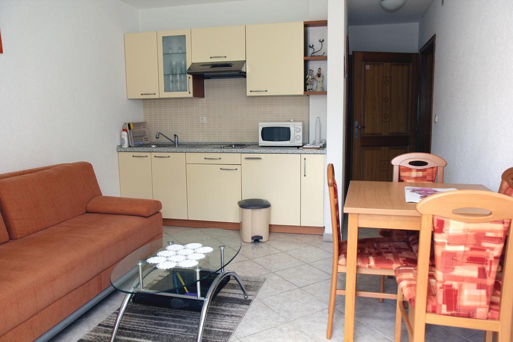 Apartments Kata Biograd Na Moru Zewnętrze zdjęcie